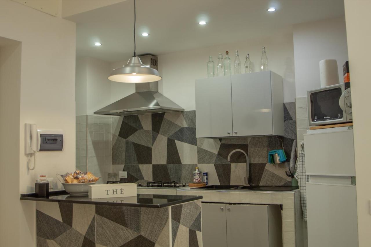 Fcr Rome Apartments Vacanze Romane Bagian luar foto